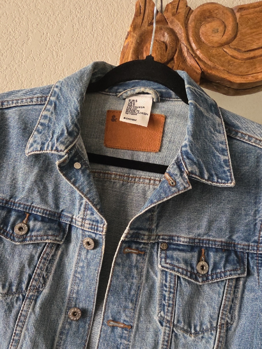 H&M Classic Denim Jacket - Blue - Picture 6 of 10